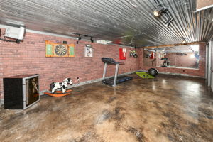  Photo 39