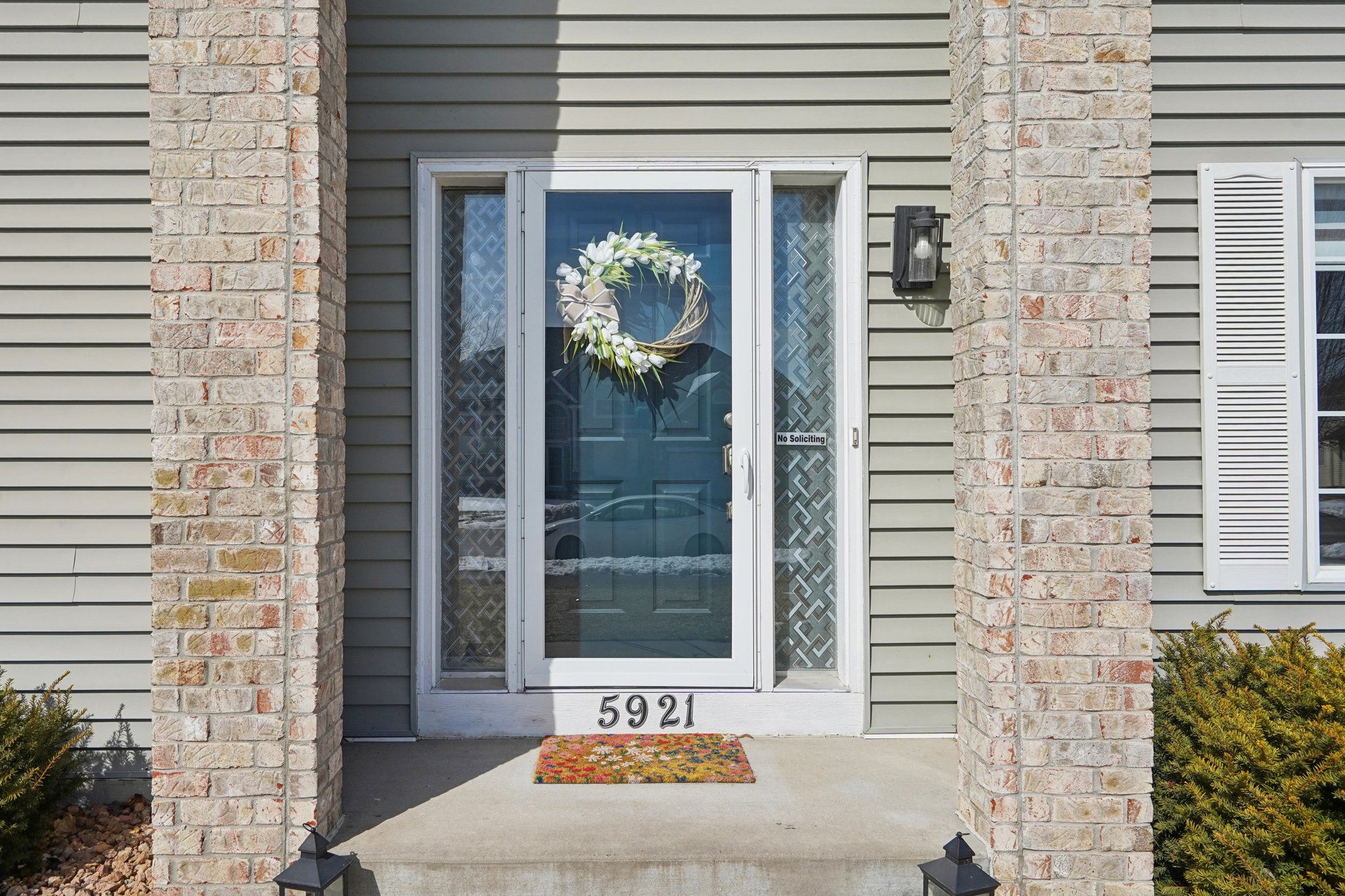 200th St W-S2103-004.jpg