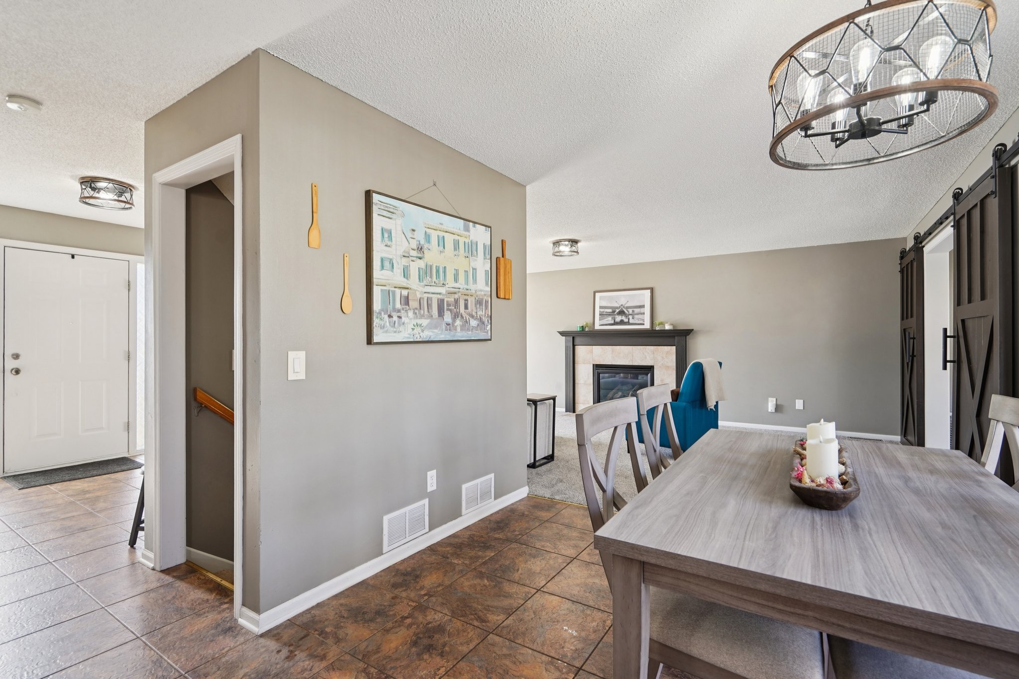 200th St W-S2103-014.jpg