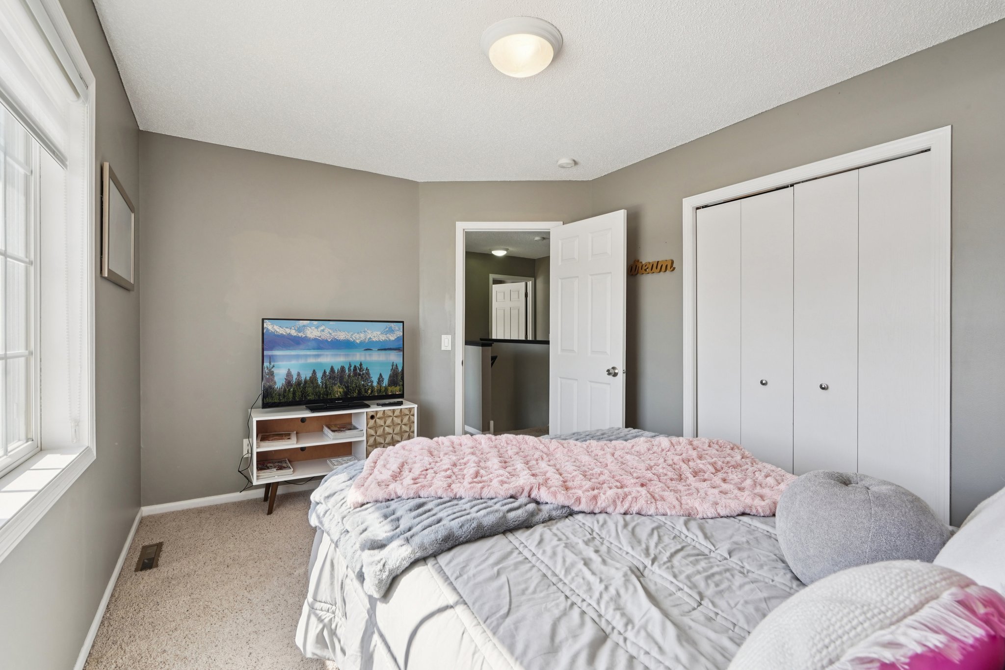 200th St W-S2103-035.jpg