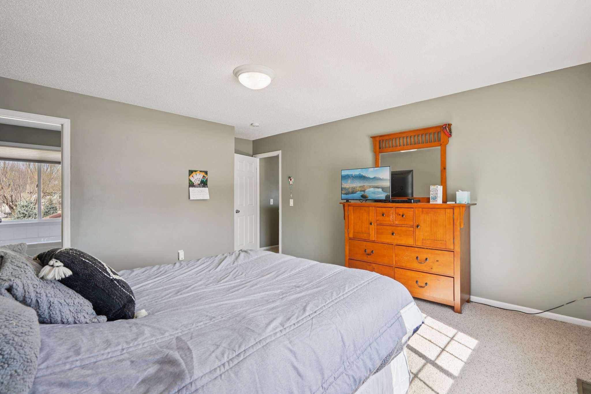 200th St W-S2103-040.jpg