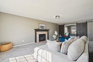 200th St W-S2103-007.jpg