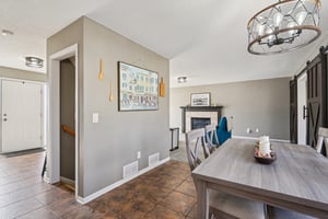 200th St W-S2103-014.jpg