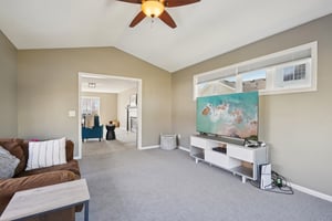 200th St W-S2103-030.jpg