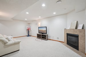 200th St W-S2103-048.jpg