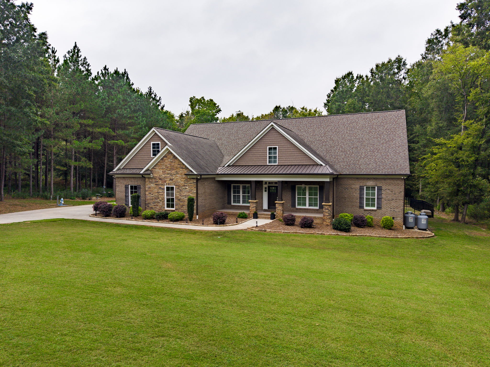 5923 Rocky River Rd 06