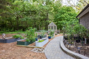 5923 Rocky River Rd 11