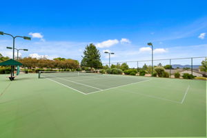 TennisCourts(1)