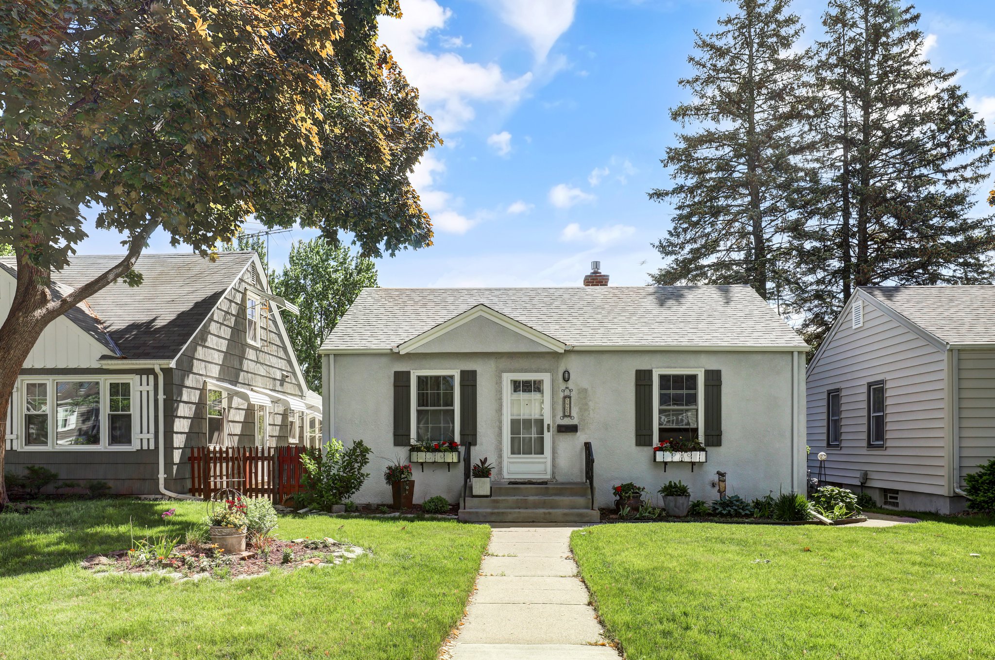 5925 Upton Ave S, Minneapolis, MN 55410 Mint Real Estate Photography