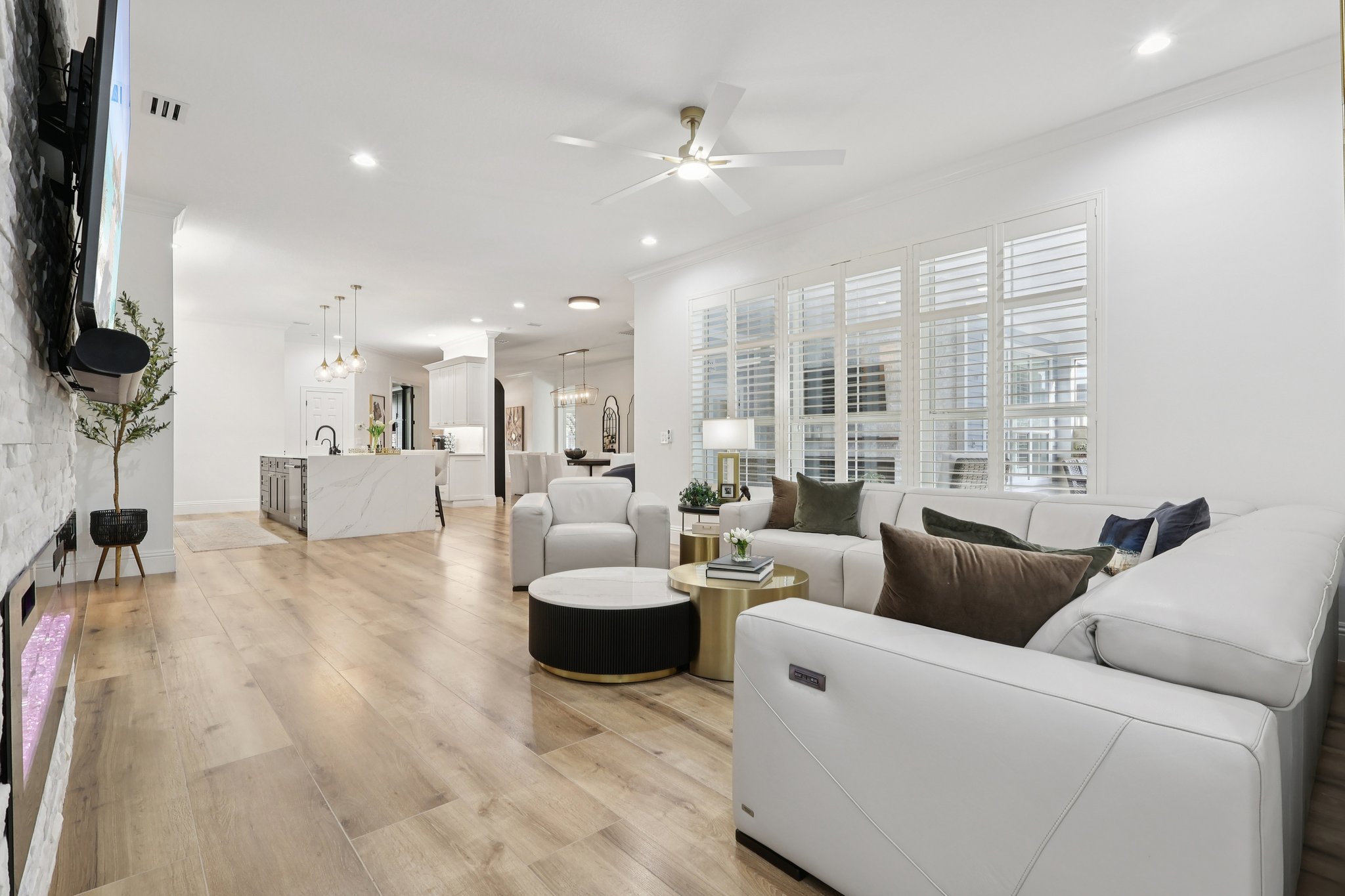 Blakeford Dr-L1302-013.jpg