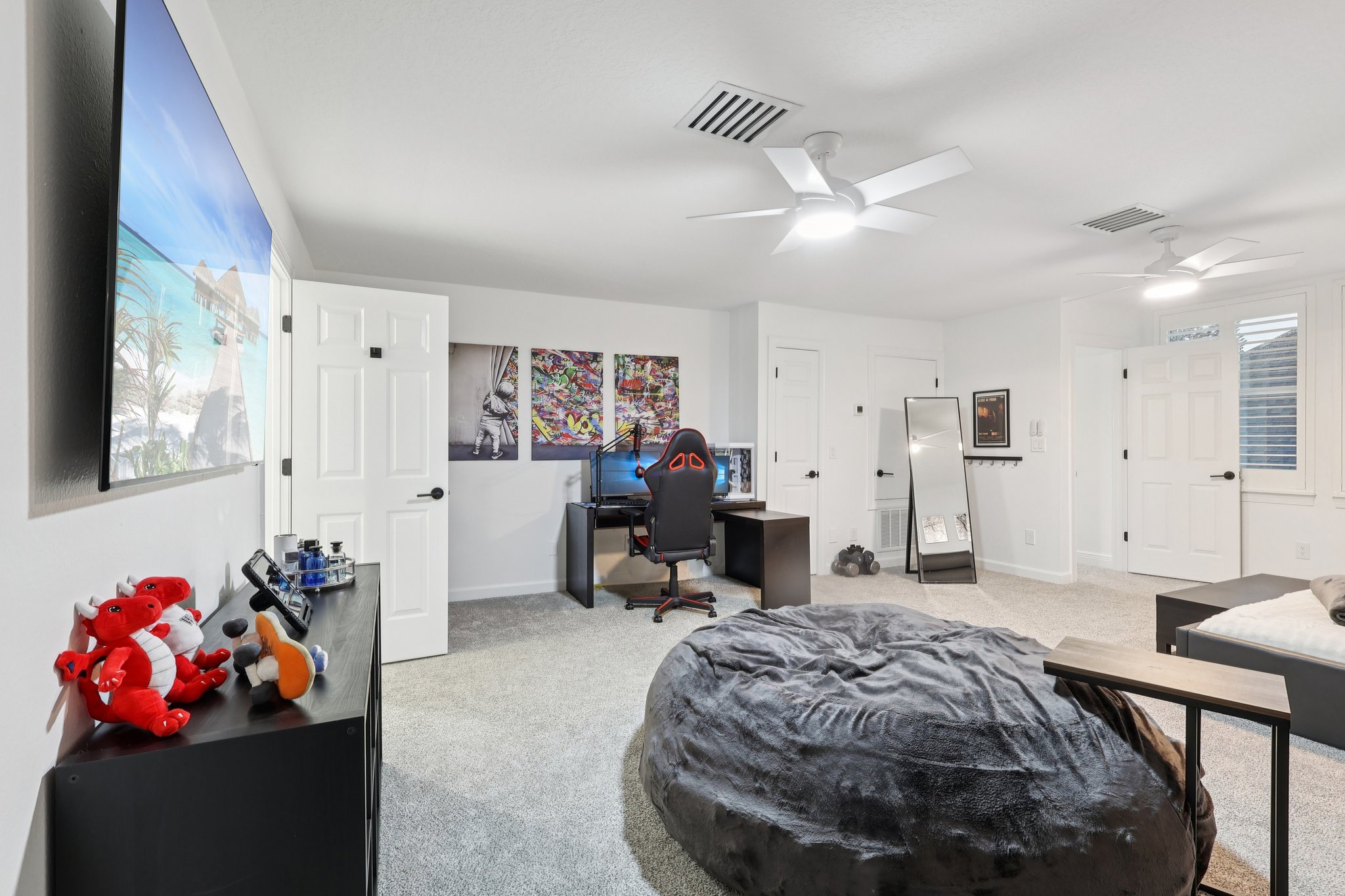 Blakeford Dr-L1302-040.jpg