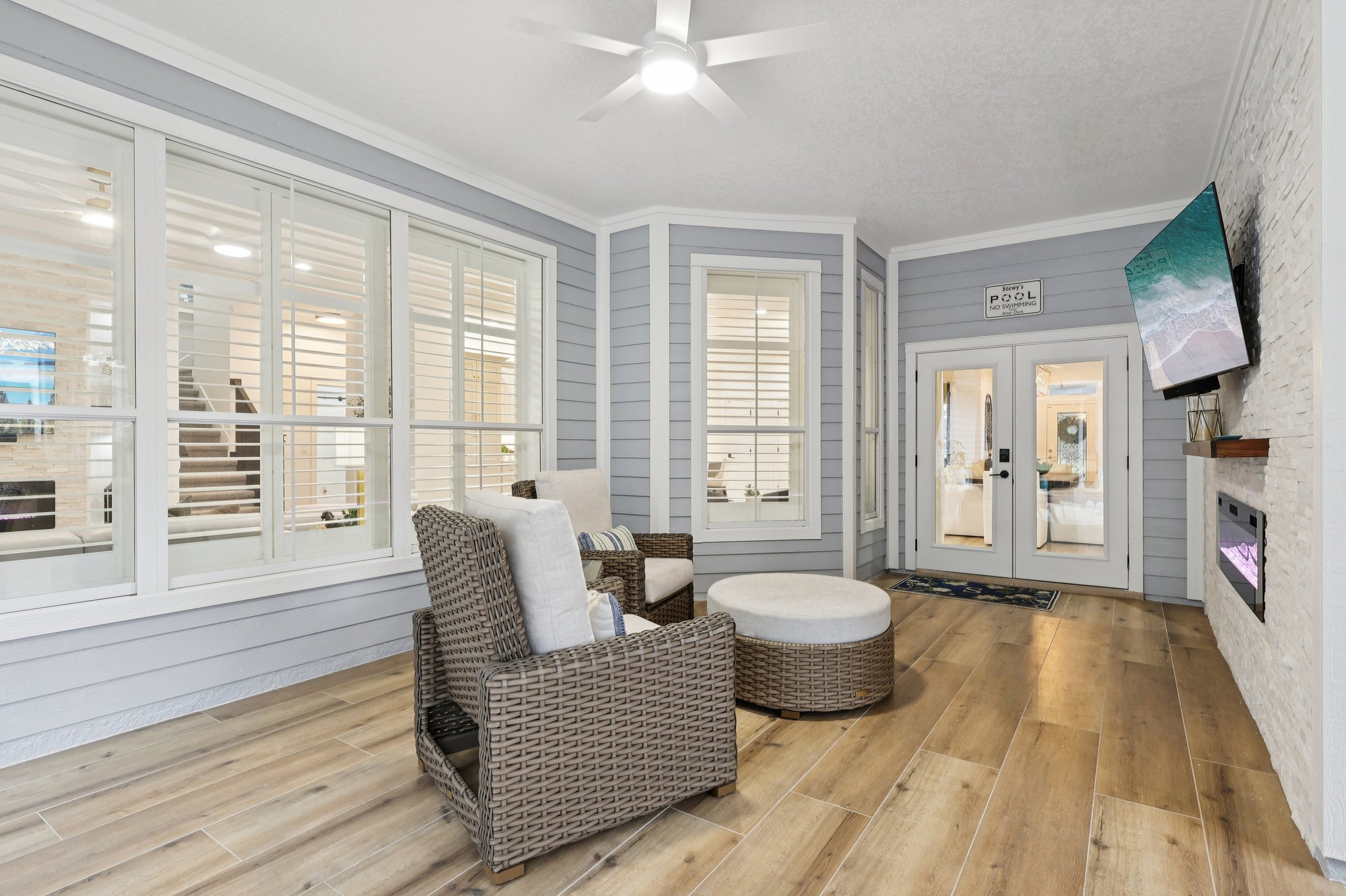 Blakeford Dr-L1302-043.jpg