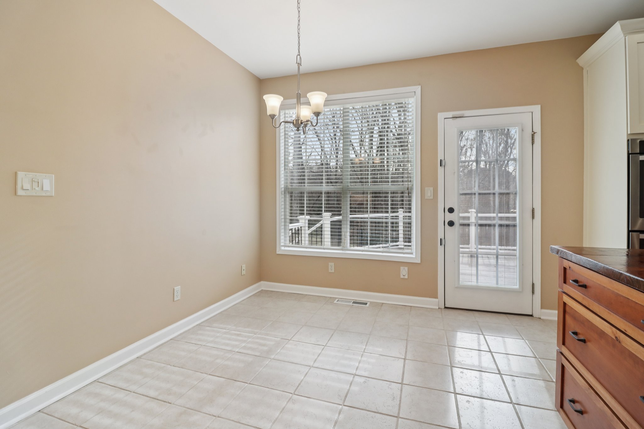 5926 Mount Water Trl, Buford-018.jpg