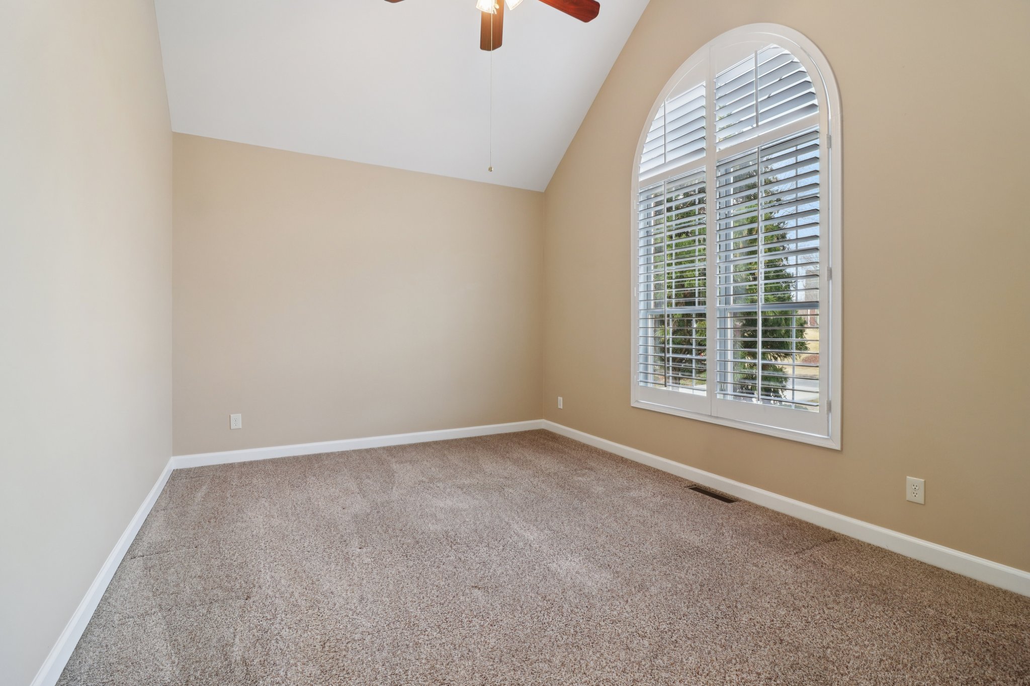 5926 Mount Water Trl, Buford-020.jpg