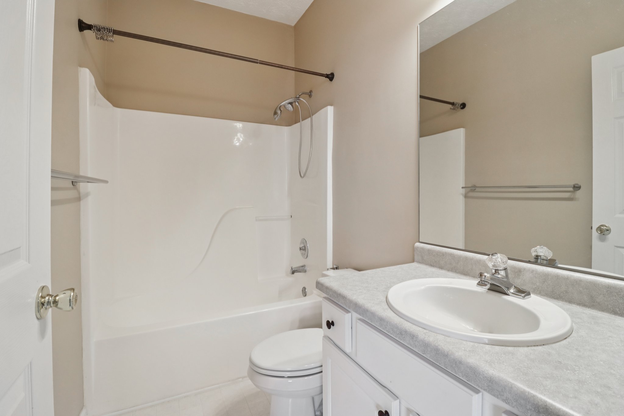 5926 Mount Water Trl, Buford-067.jpg