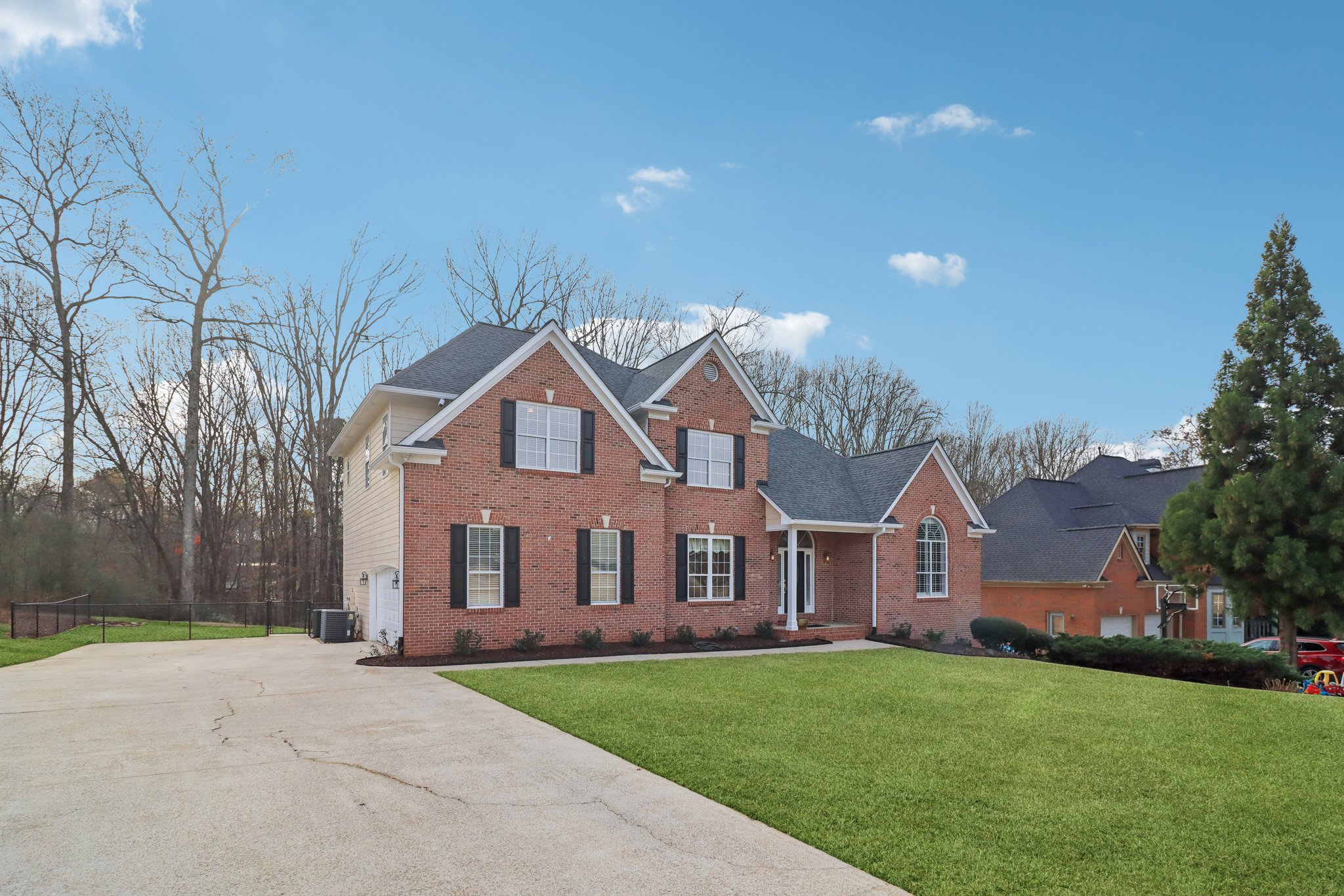 5926 Mount Water Trl, Buford-091.jpg