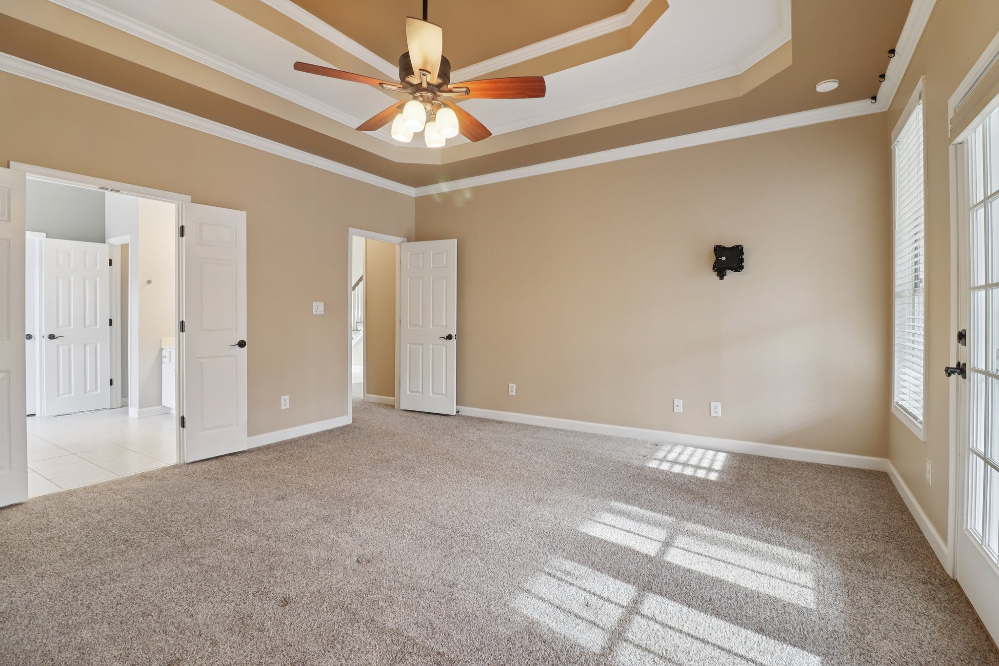 Mount Water Trl-S1812-039.jpg