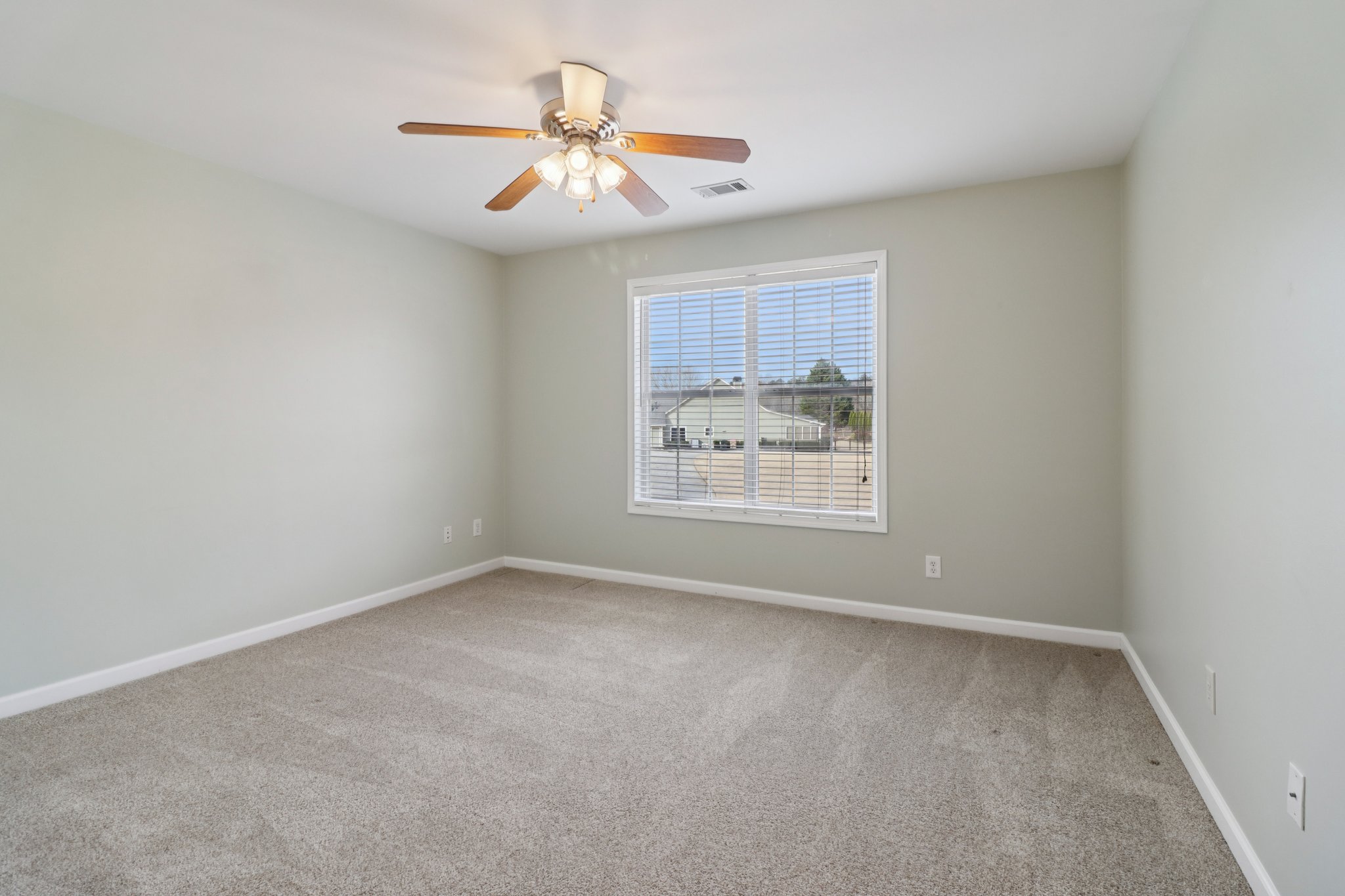 Mount Water Trl-S1812-047.jpg