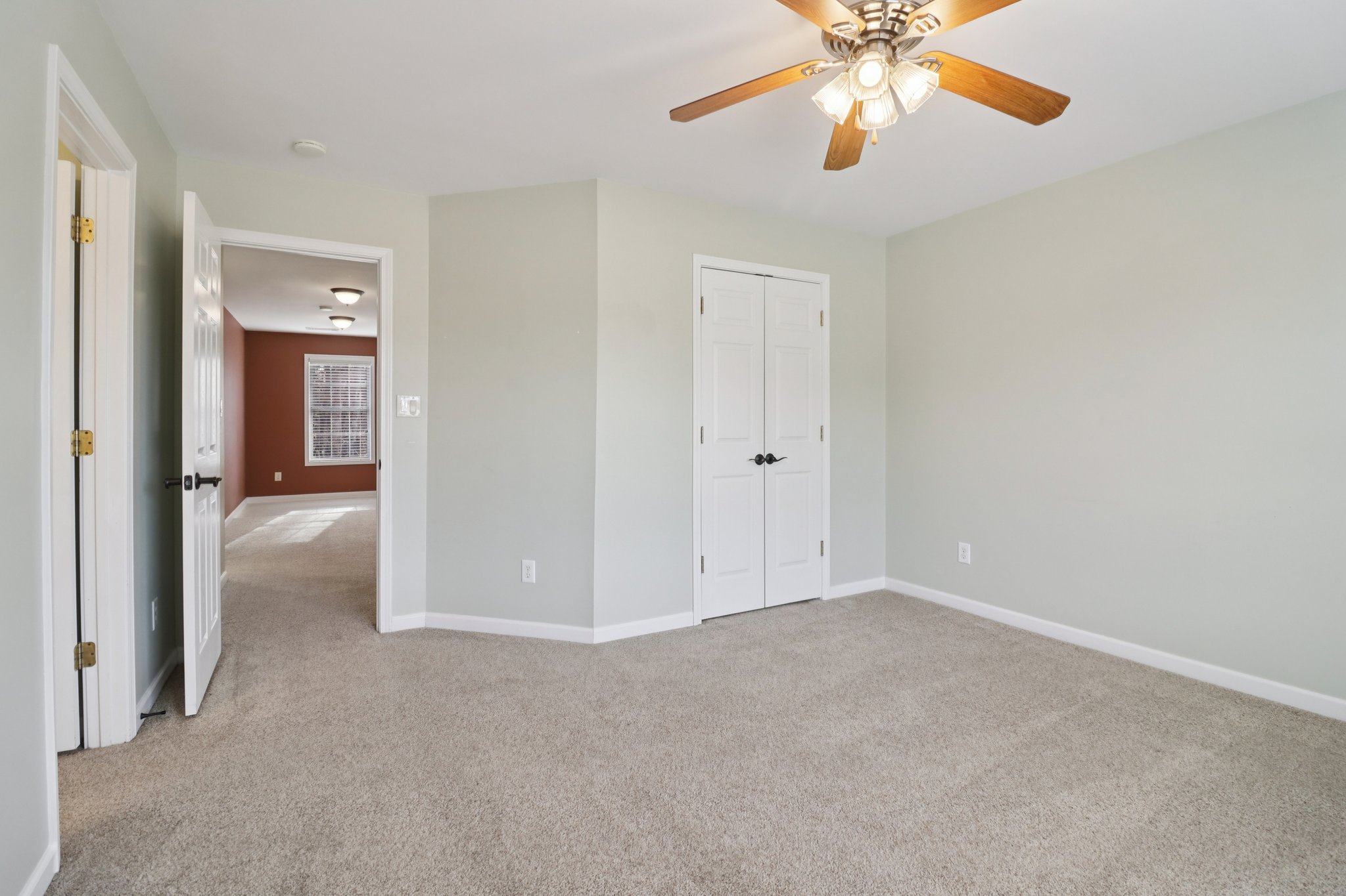 Mount Water Trl-S1812-048.jpg