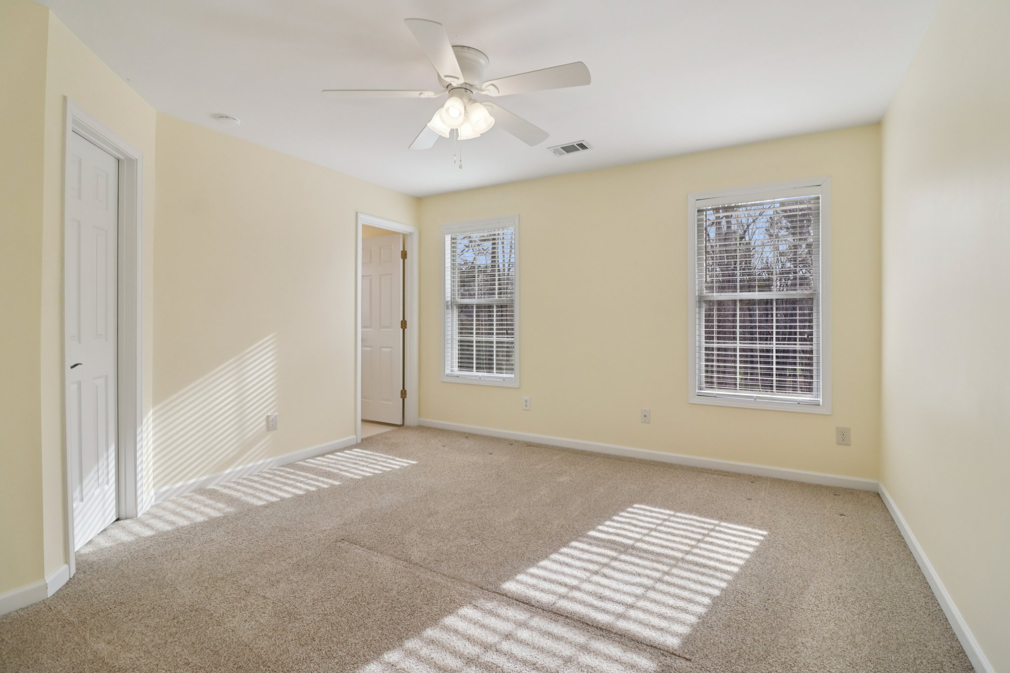 Mount Water Trl-S1812-059.jpg