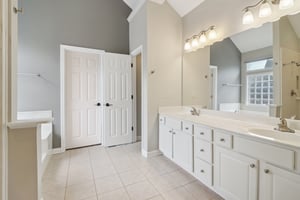 5926 Mount Water Trl, Buford-035.jpg