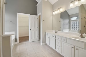 Mount Water Trl-S1812-042.jpg