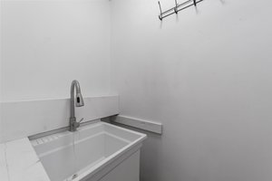  Photo 34