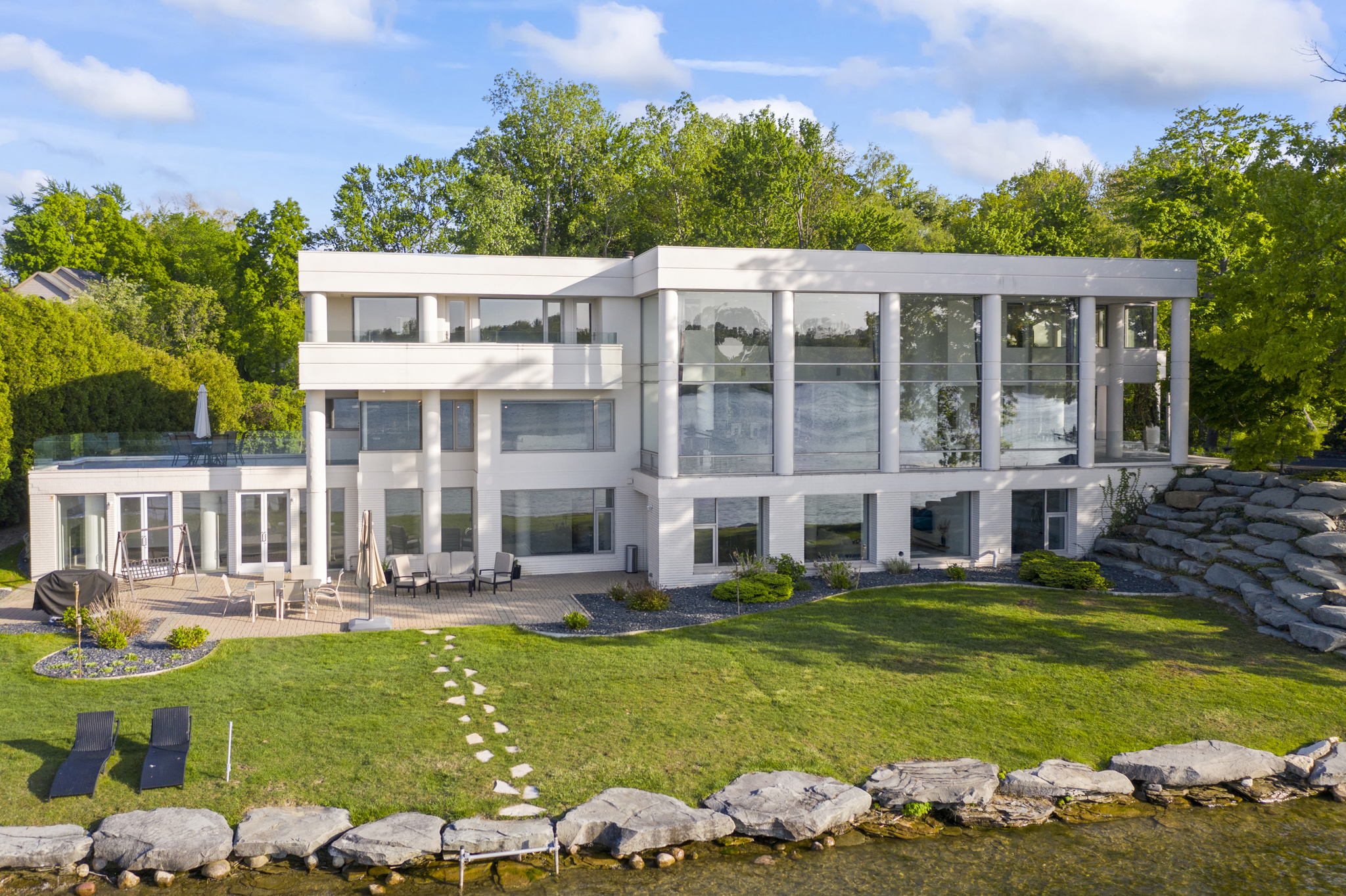5930 Pontiac Trail, West Bloomfield Township, MI 48323, USA Photo 3