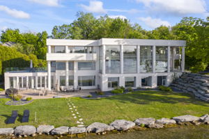 5930 Pontiac Trail, West Bloomfield Township, MI 48323, USA Photo 2