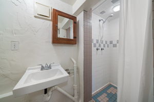  Photo 49