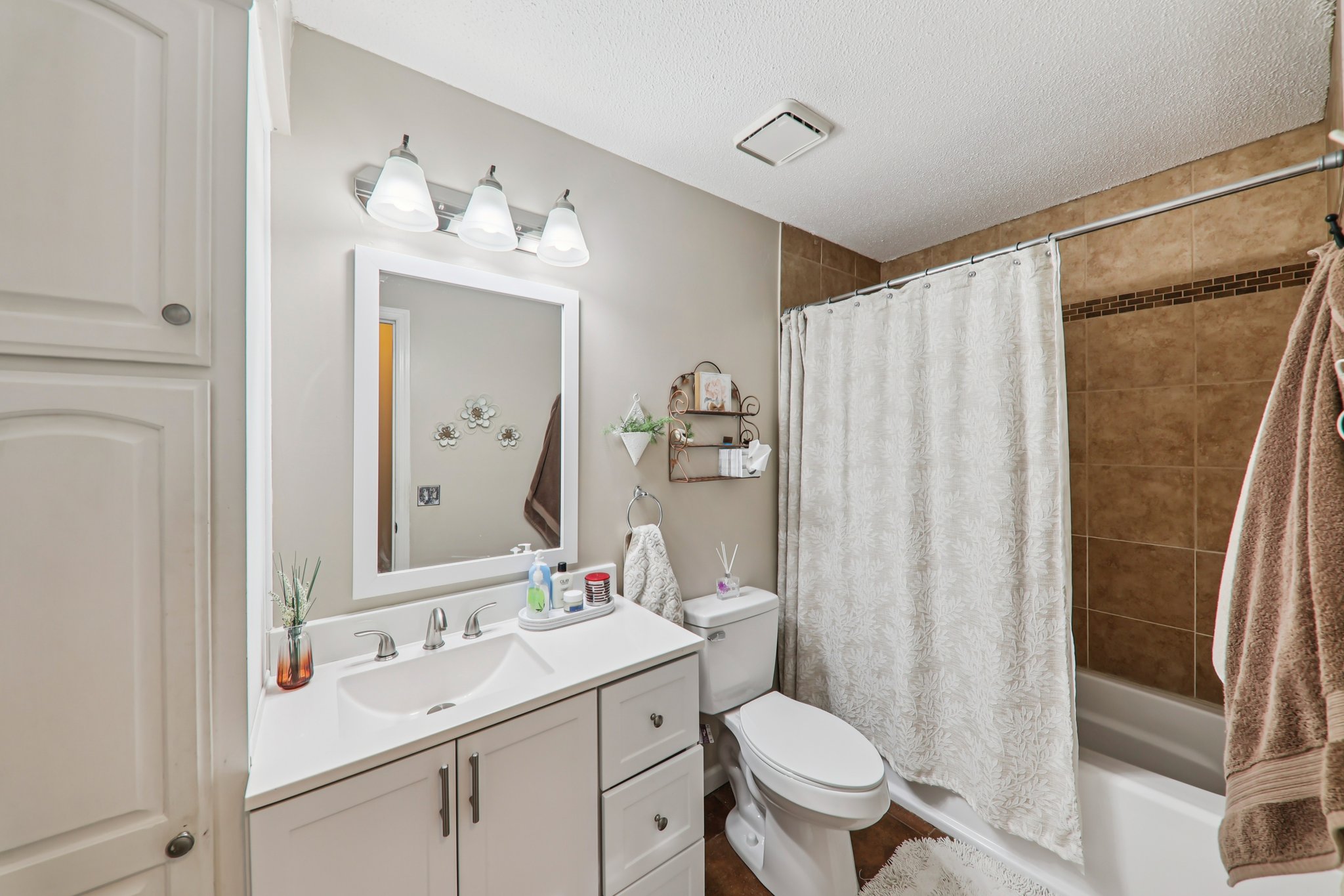 5933 Loblolly Ct-S1301-026.jpg