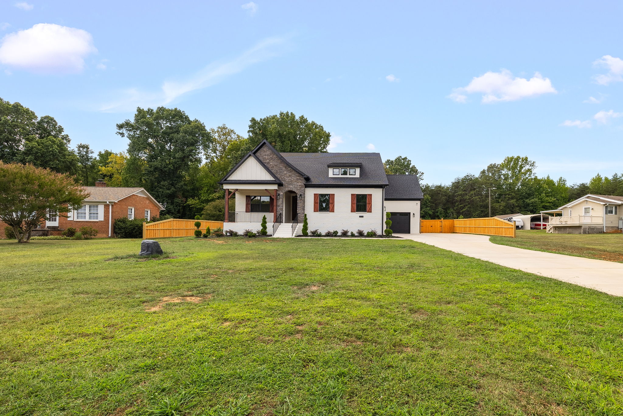 5399_Exterior-2