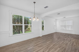 Dining Room 4 of 4