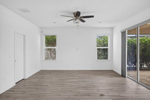 Living Room 4 of 4