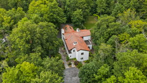  Photo 0