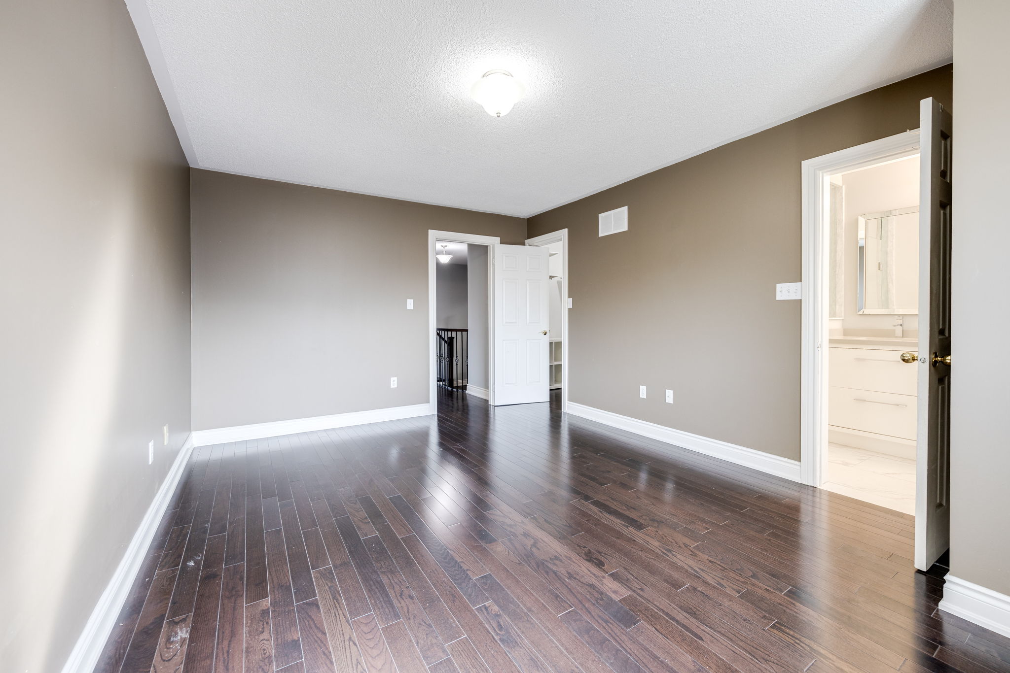 Newmarket property showcase — delivered property photograph 25