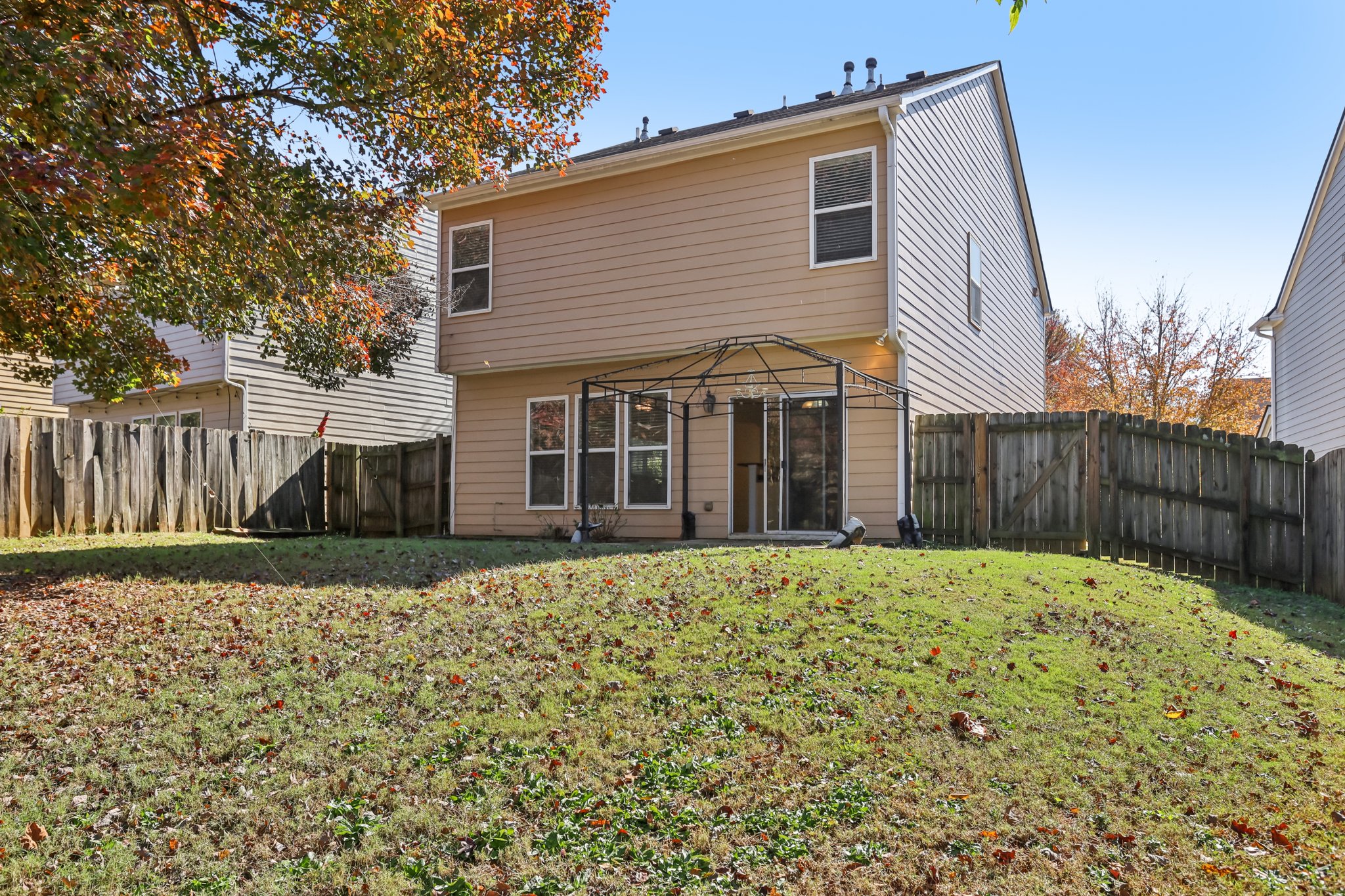 Bentley Way-S0411-035.jpg