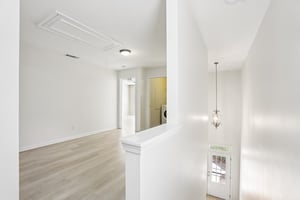 Bentley Way-S0411-016.jpg