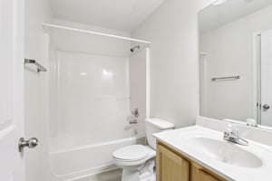 Bentley Way-S0411-022.jpg