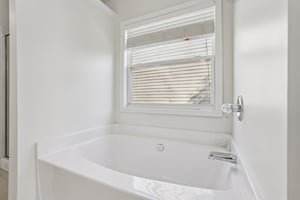 Bentley Way-S0411-032.jpg