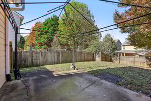 Bentley Way-S0411-033.jpg