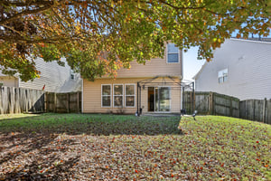 Bentley Way-S0411-036.jpg