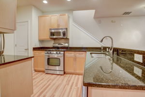 Brookside Oak Cir-006