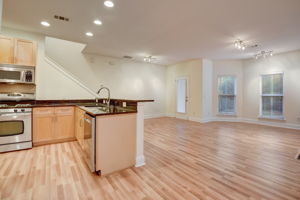 Brookside Oak Cir-009