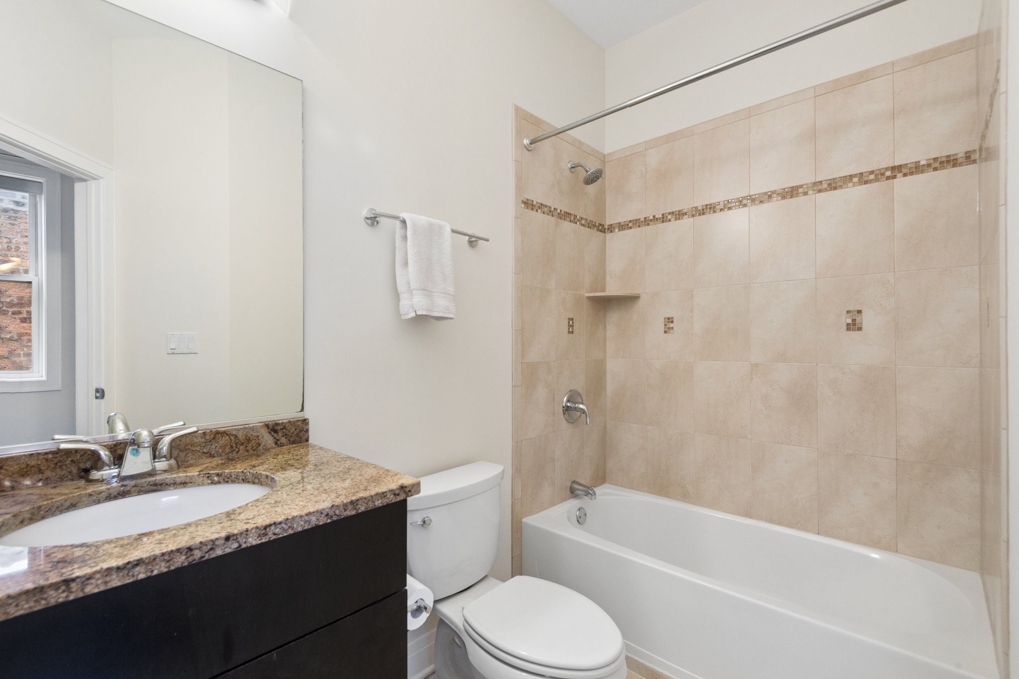 5945 N Campbell Ave_018.jpg