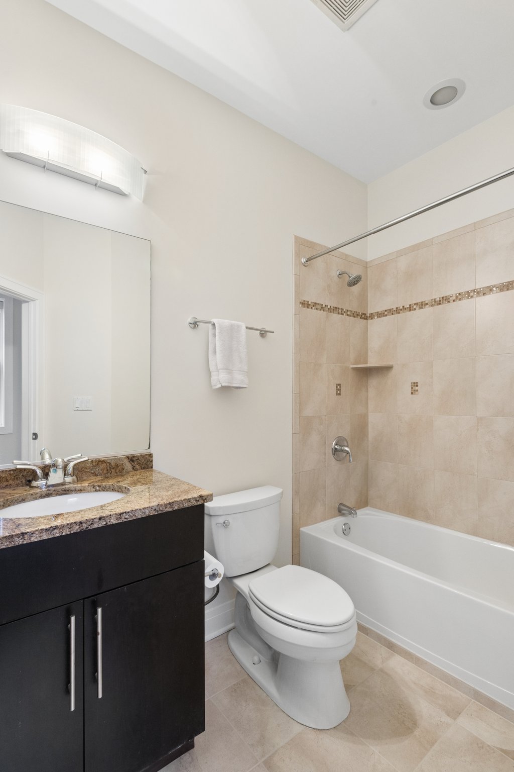 5945 N Campbell Ave_019.jpg