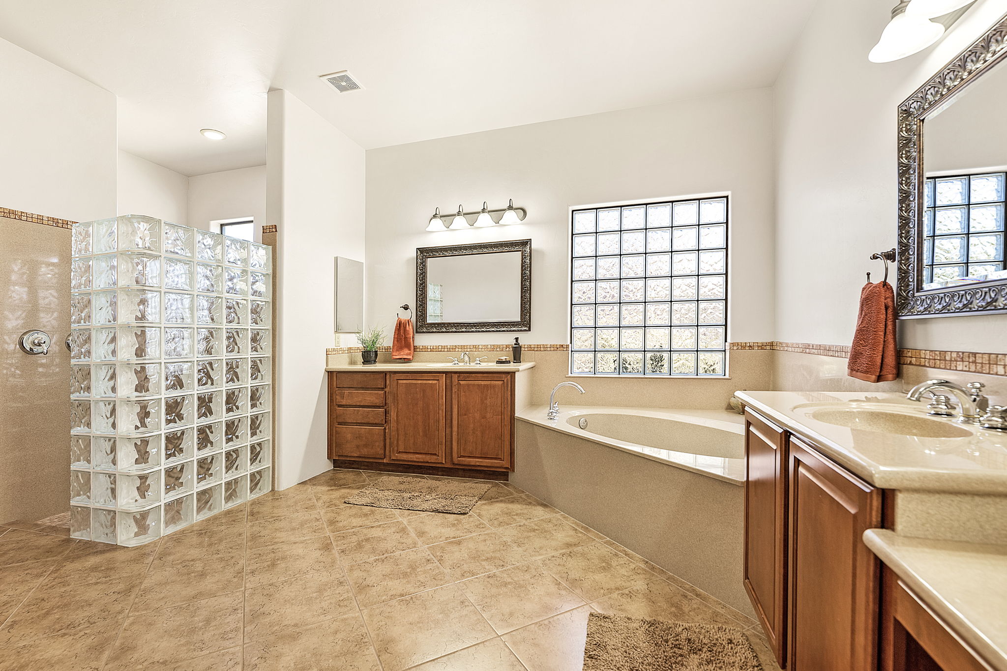 Owner's Ensuite Bath w/ Walk-In Shower