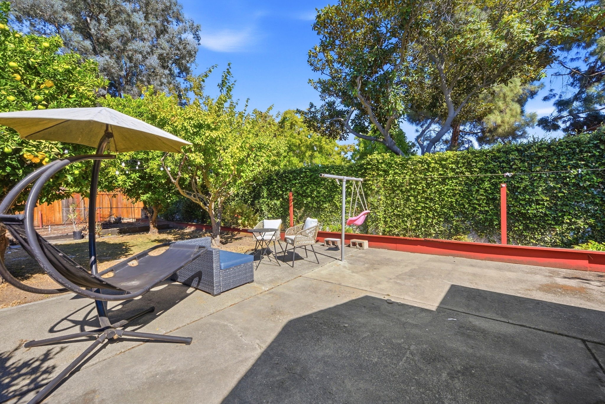  Photo 36