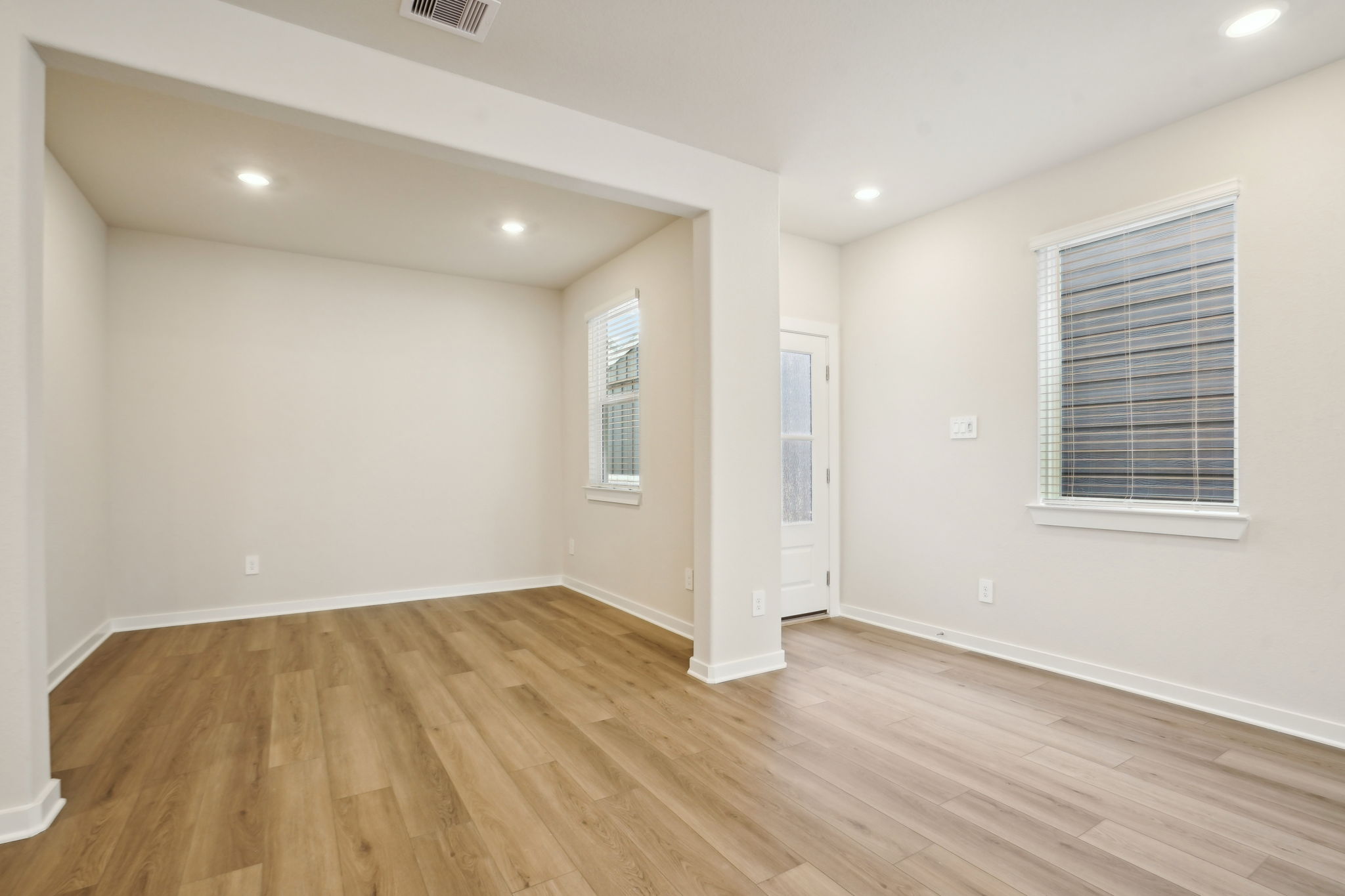 Houston - Kemah Crossing - 595 Avisa Dr, Kemah, TX 77565 - 011