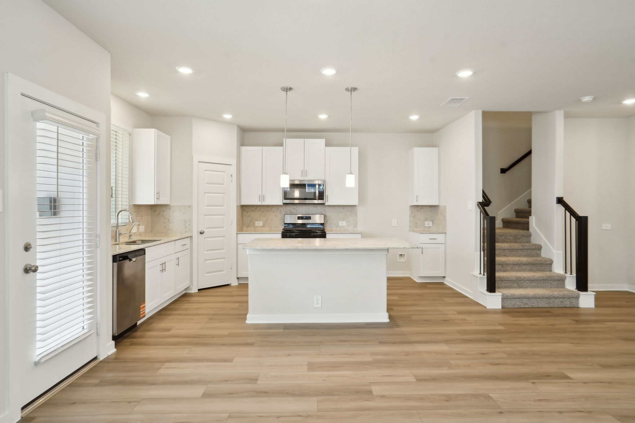 Houston - Kemah Crossing - 595 Avisa Dr, Kemah, TX 77565 - 014